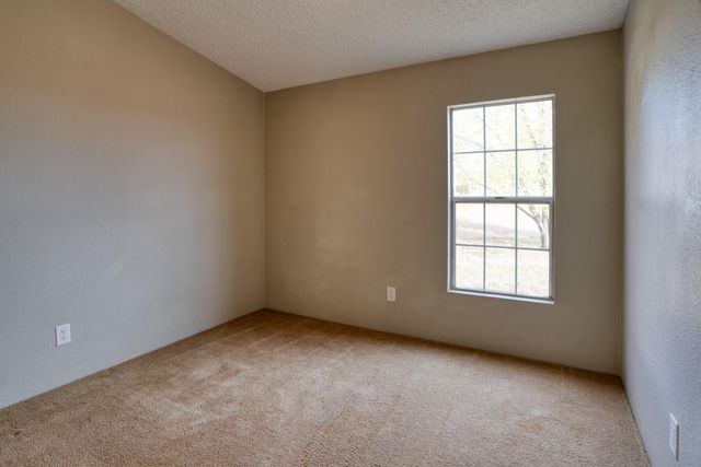 31 HOMESTEAD Road, Edgewood, NM 87015