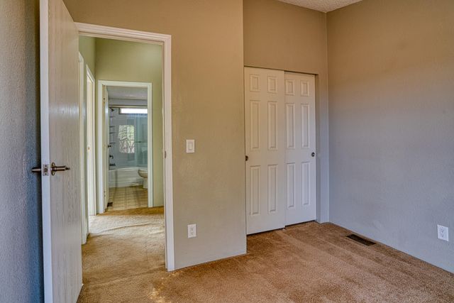 31 HOMESTEAD Road, Edgewood, NM 87015