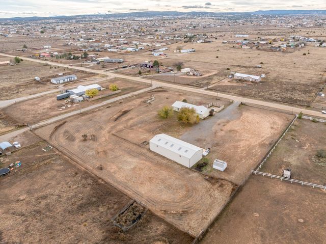 31 HOMESTEAD Road, Edgewood, NM 87015