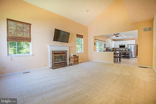 11 COLTS RUN RD, Princeton, NJ 08540