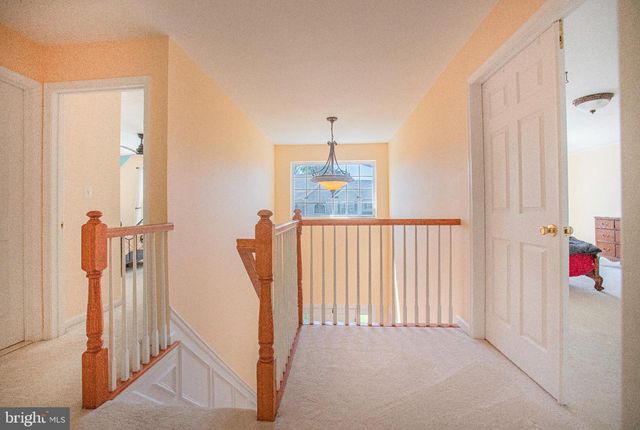 11 COLTS RUN RD, Princeton, NJ 08540