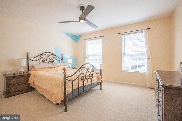 11 COLTS RUN RD, Princeton, NJ 08540