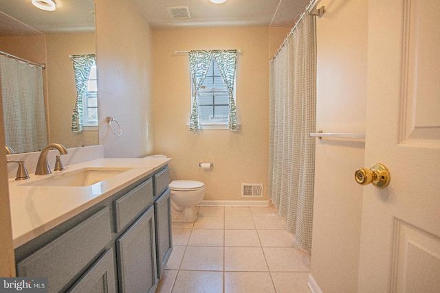 11 COLTS RUN RD, Princeton, NJ 08540
