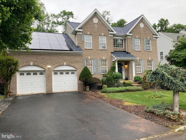 11 COLTS RUN RD, Princeton, NJ 08540