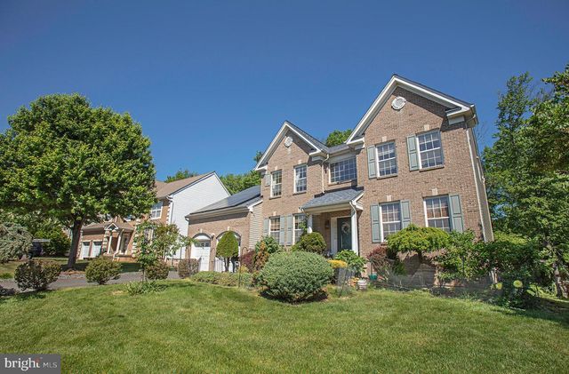 11 COLTS RUN RD, Princeton, NJ 08540