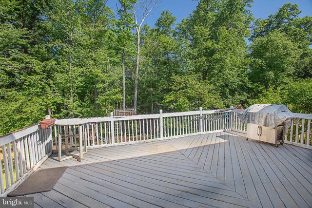11 COLTS RUN RD, Princeton, NJ 08540