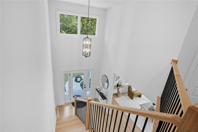 2201 Edgemore, Atlanta, GA 30316