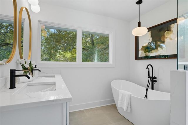 2201 Edgemore, Atlanta, GA 30316