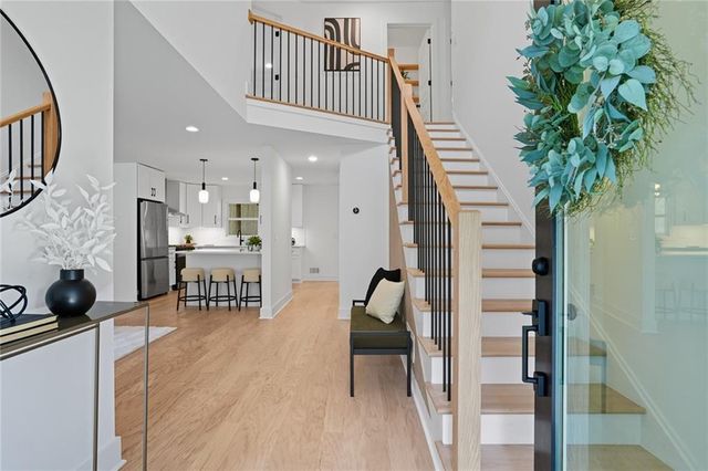 2201 Edgemore, Atlanta, GA 30316