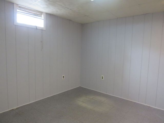 56 EAST 14TH ST, Bayonne, NJ 07002