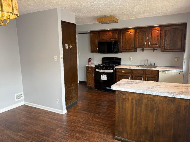 56 EAST 14TH ST, Bayonne, NJ 07002