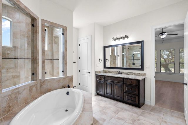 149 Sunrise CIR, Liberty Hill, TX 78642