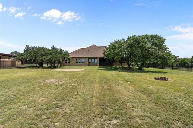149 Sunrise CIR, Liberty Hill, TX 78642