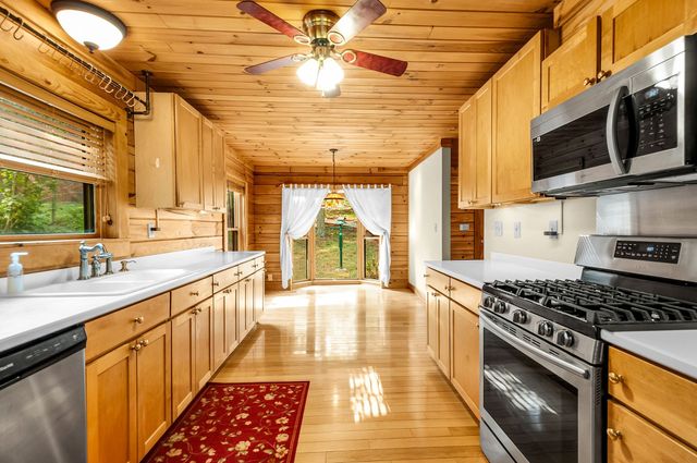 4453 Tanglewood Rd, Pegram, TN 37143