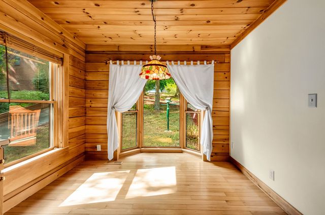 4453 Tanglewood Rd, Pegram, TN 37143