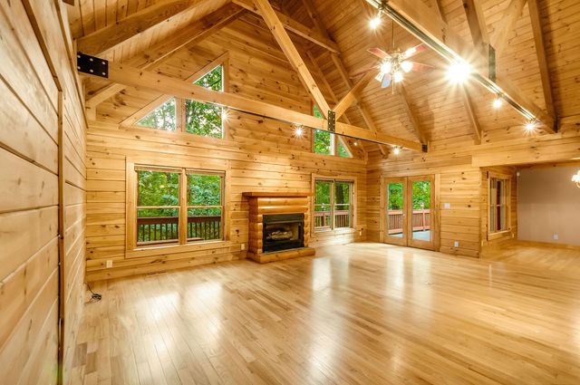 4453 Tanglewood Rd, Pegram, TN 37143