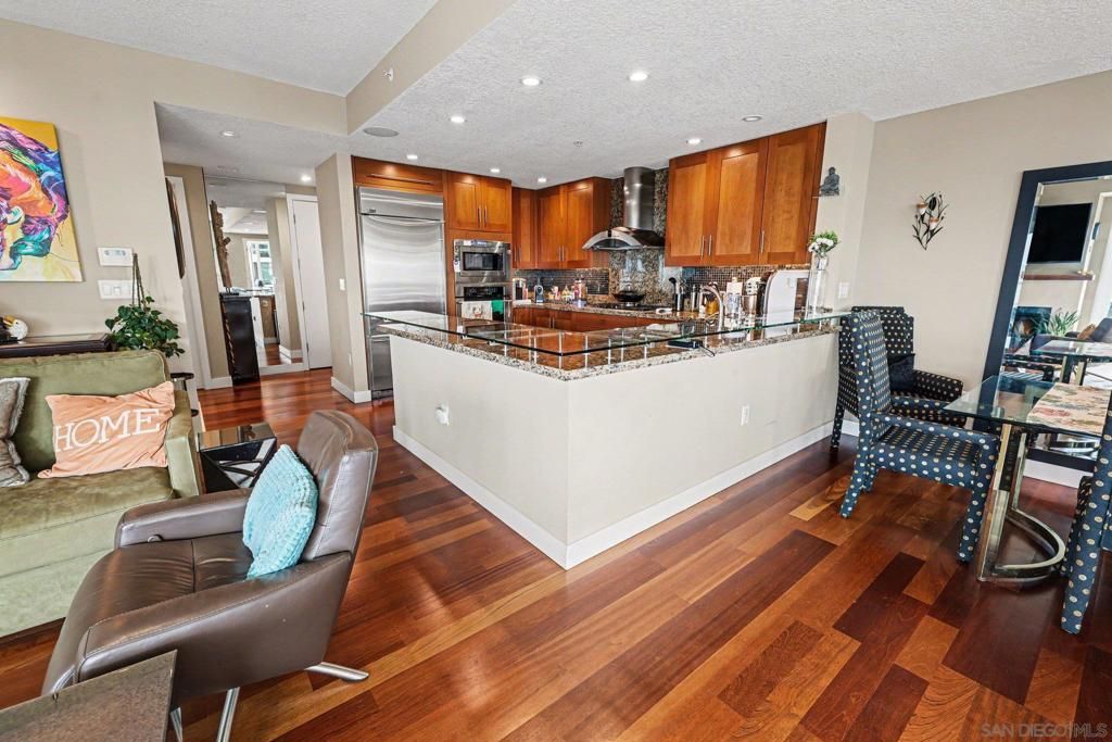 Image 11 of property listing at 1205 Pacific Hwy 2906, San Diego, CA 92101