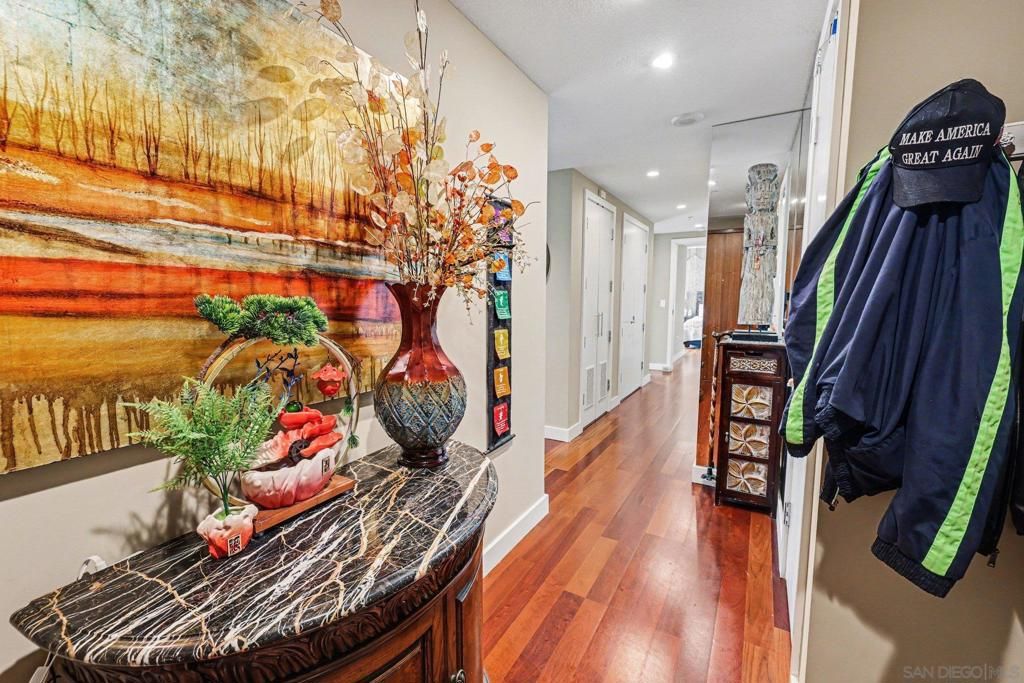 Image 8 of property listing at 1205 Pacific Hwy 2906, San Diego, CA 92101