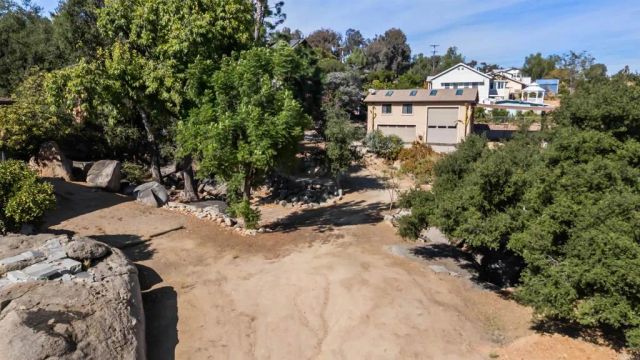 296 East Lane, El Cajon, CA 92021