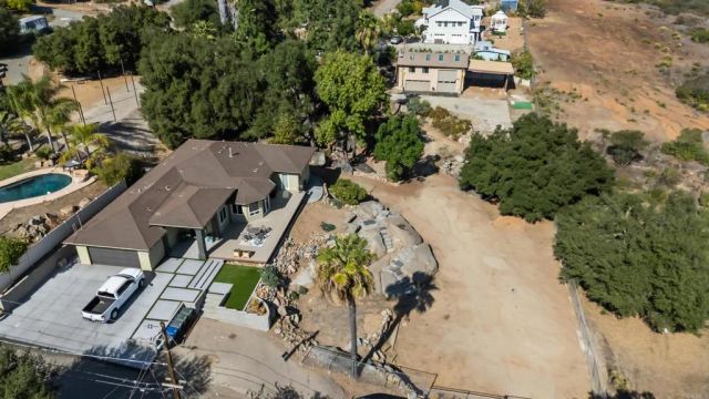 296 East Lane, El Cajon, CA 92021