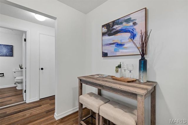 444 N Clay Avenue 2C, St Louis, MO 63122