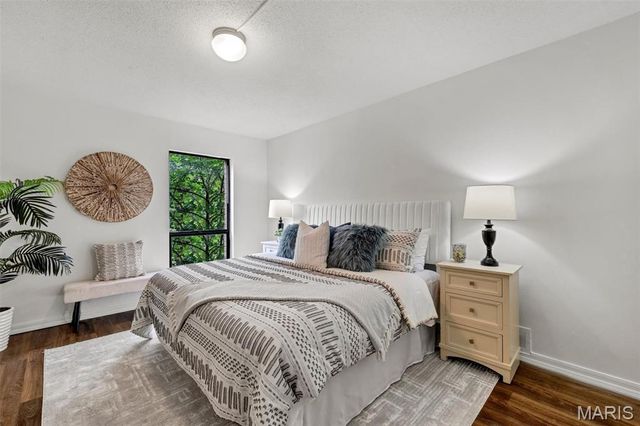 444 N Clay Avenue 2C, St Louis, MO 63122