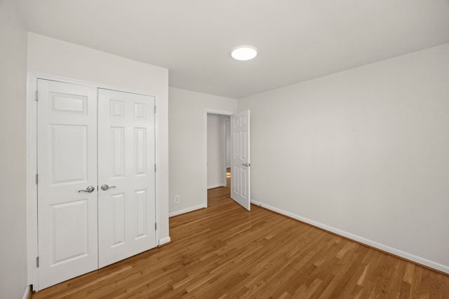 509 Harding Pl, Nashville, TN 37211