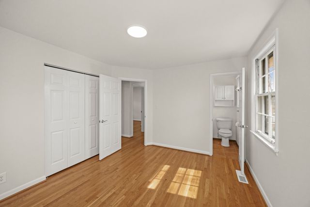 509 Harding Pl, Nashville, TN 37211