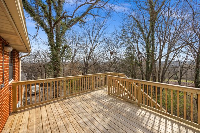 509 Harding Pl, Nashville, TN 37211