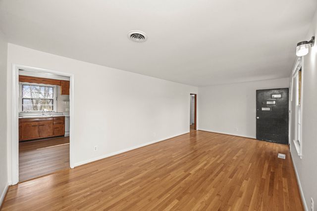 509 Harding Pl, Nashville, TN 37211