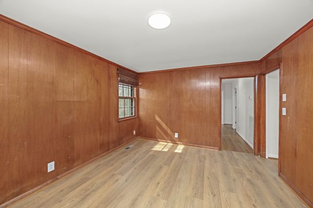 509 Harding Pl, Nashville, TN 37211