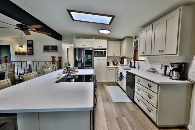 913 Kings Way, Nekoosa, WI 54457