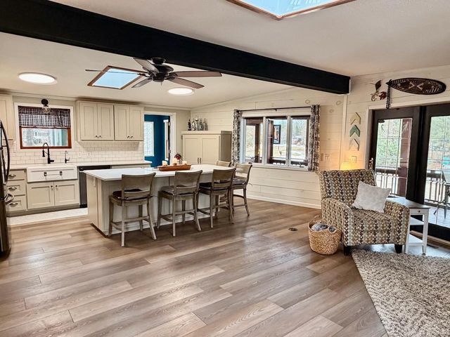 913 Kings Way, Nekoosa, WI 54457