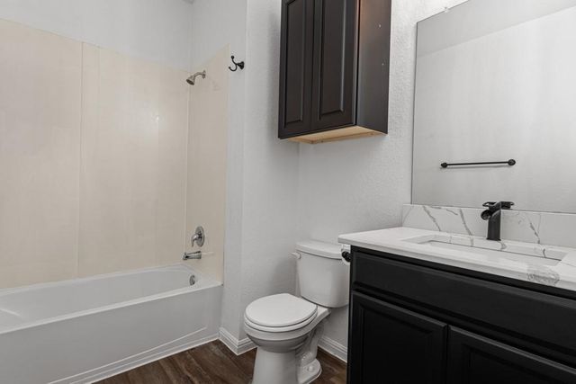151 Shiro DR, Kyle, TX 78640