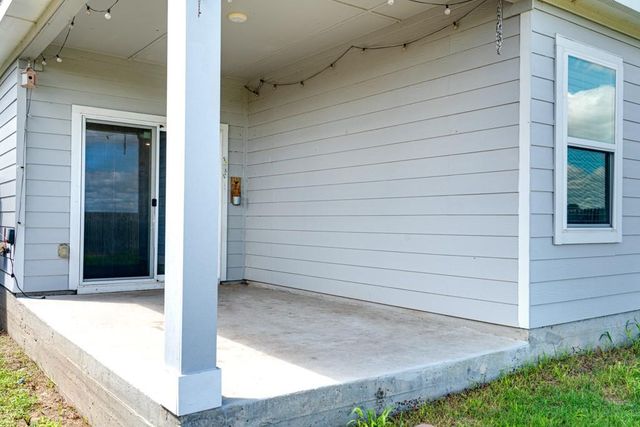 151 Shiro DR, Kyle, TX 78640