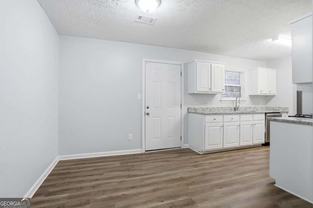 11066 Shannon Circle, Hampton, GA 30228