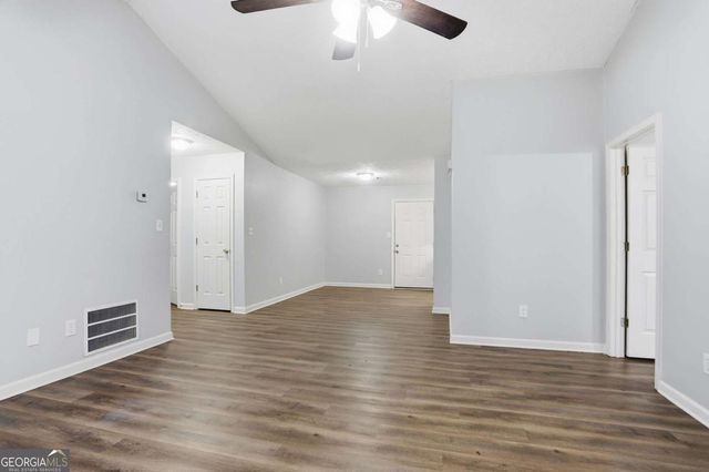 11066 Shannon Circle, Hampton, GA 30228