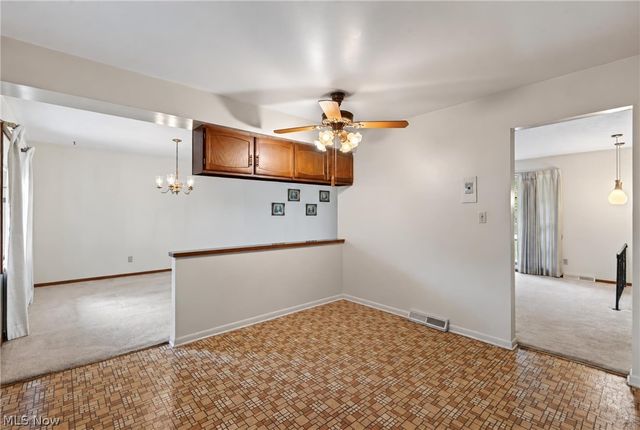 5715 Skyline Drive, Seven Hills, OH 44131