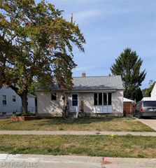 31004 Barton Street, Garden City, MI 48135