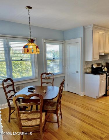 74 Goetze Street, Bay Head, NJ 08742