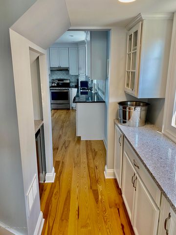 74 Goetze Street, Bay Head, NJ 08742
