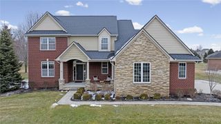 801 Watersmeet Drive, Oxford Charter Township, MI 48371