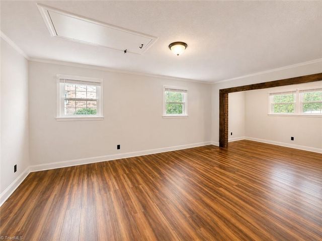 364 Sherwood Forest Drive, North Wilkesboro, NC 28659