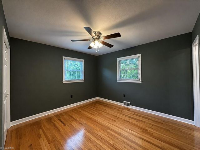 364 Sherwood Forest Drive, North Wilkesboro, NC 28659