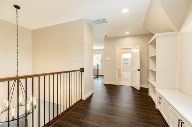 1737 Flintlock Court, Angleton, TX 77515