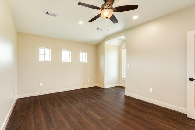 1737 Flintlock Court, Angleton, TX 77515