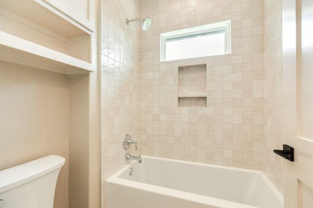 1737 Flintlock Court, Angleton, TX 77515