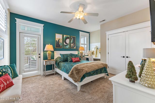 1224 Spot Lane, Carolina Beach, NC 28428