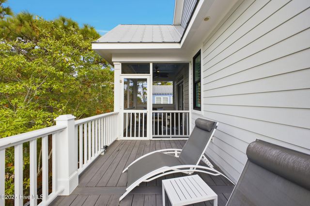 1224 Spot Lane, Carolina Beach, NC 28428