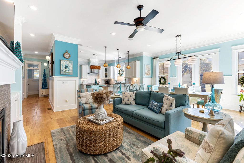 Image 13 of property listing at 1224 Spot Lane, Carolina Beach, NC 28428